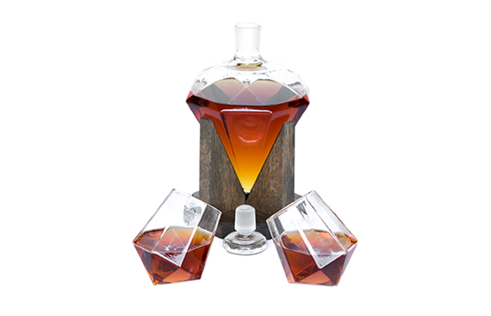 Decanter Set - Prestige diamond shaped liquor decanter with 2 matching whiskey glasses.
