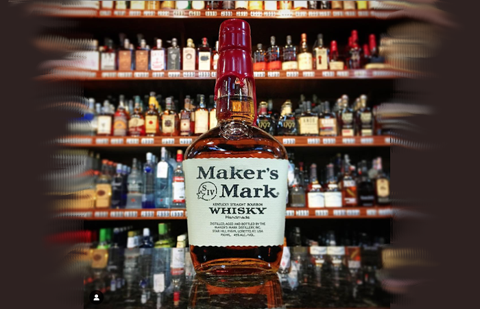 Maker’s Mark review by @axisofwhisky